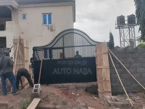 5bdrm Duplex in Naf Valley Estate for sale