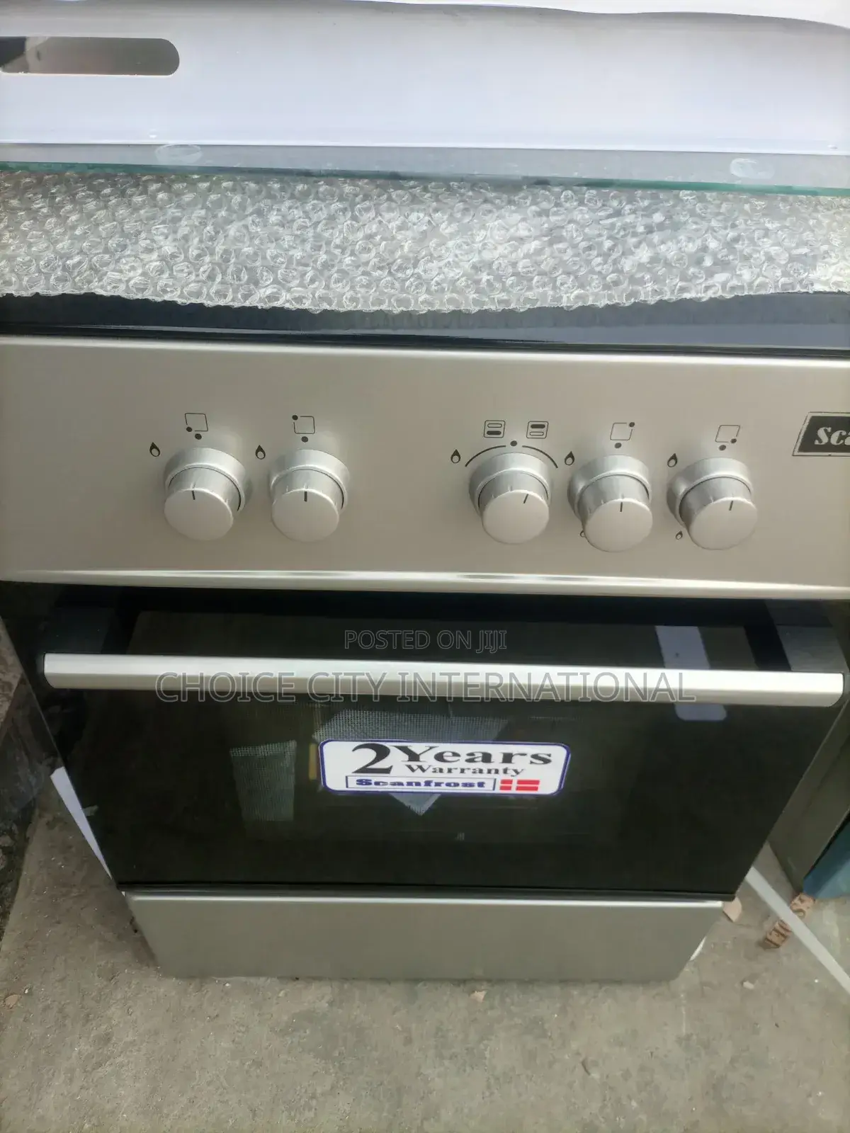 Scanfrost Four Burner Gas With Oven