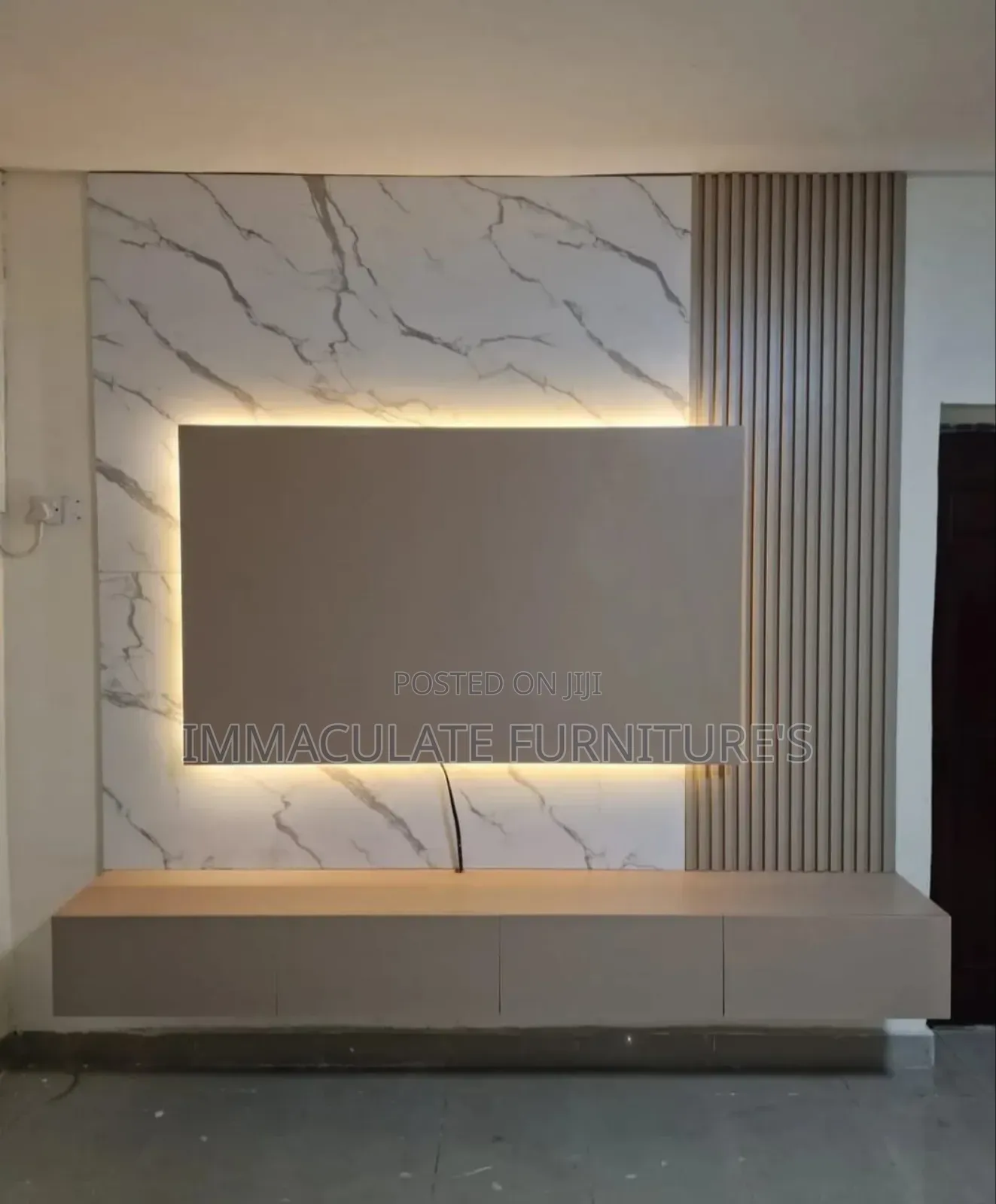 8xft Television Console