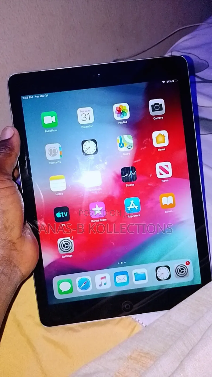 Apple iPad (2025) 64 GB Black