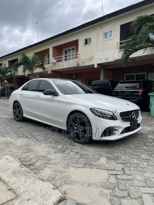 Mercedes-Benz C200 2020 White