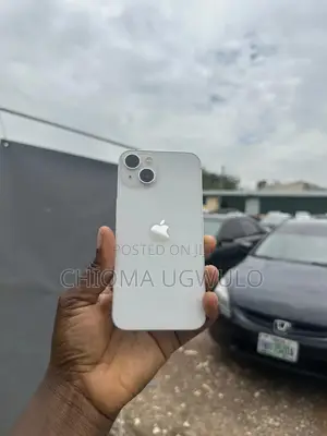 Apple iPhone 13 128 GB White