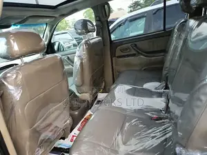 Toyota Sequoia Limited 4dr SUV (4.7L 8cyl 4A) 2003 Silver