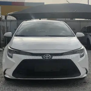 Toyota Corolla 2022 White