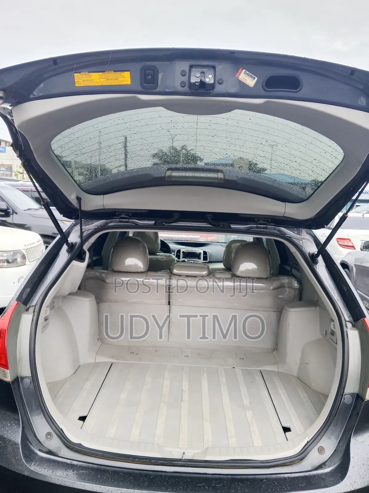 Toyota Venza AWD 2011 Gray