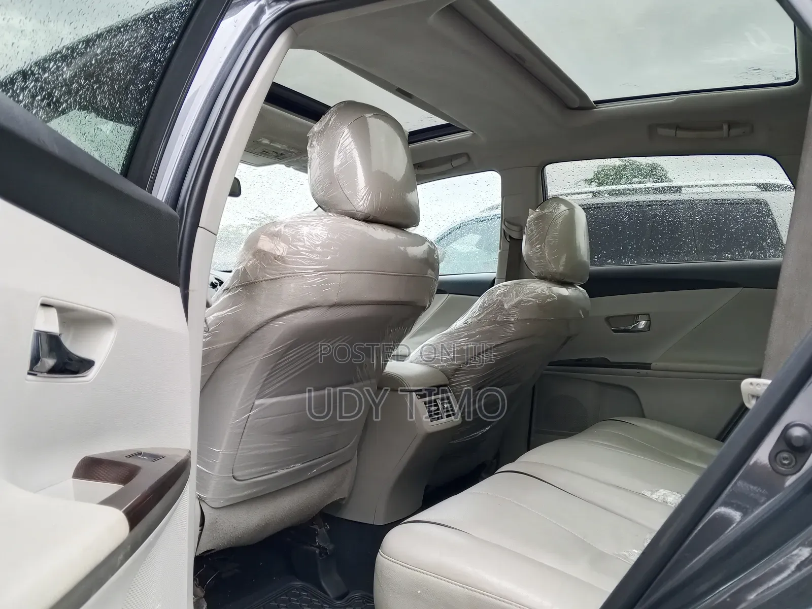 Toyota Venza AWD 2011 Gray