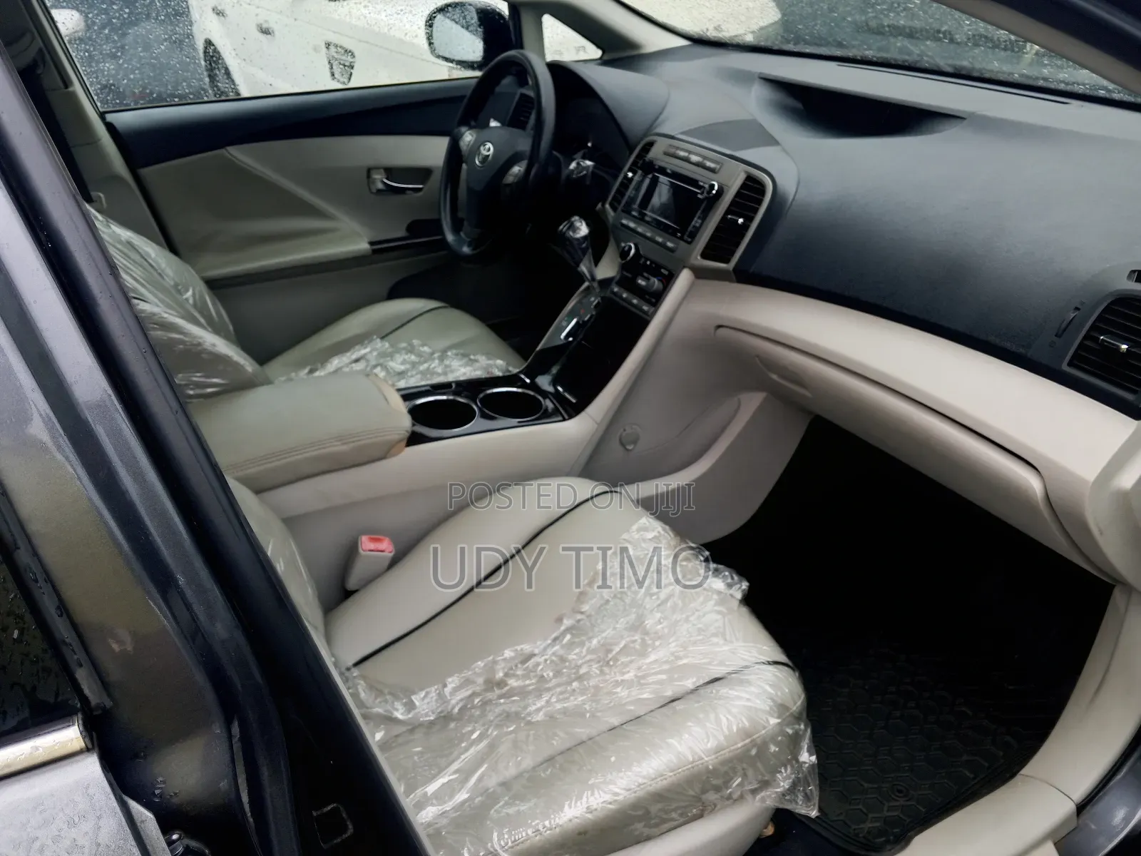 Toyota Venza AWD 2011 Gray