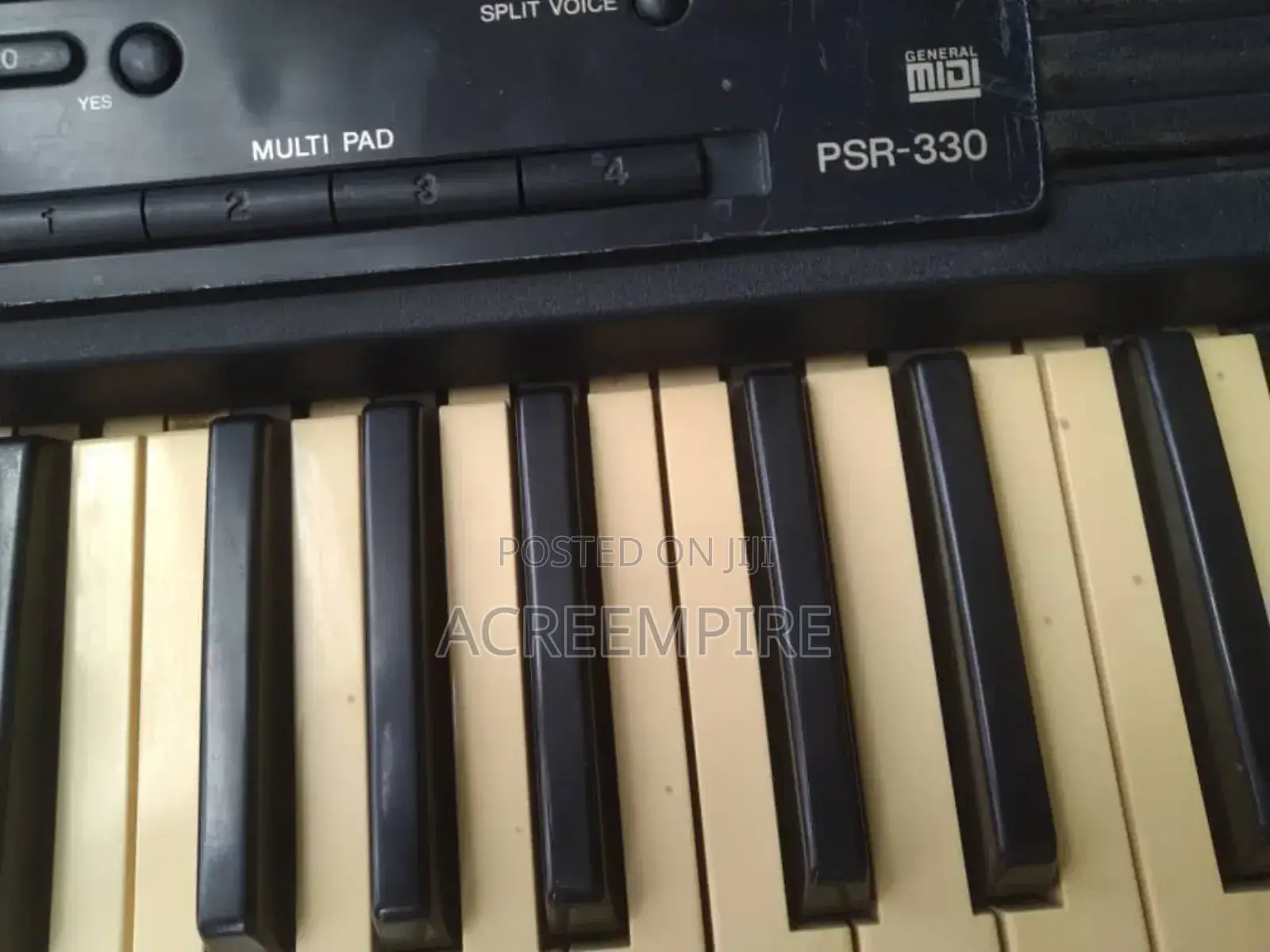 Yamaha PSR-330 Keyboard