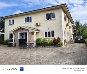 Furnished 5bdrm Duplex in Lekki Chevron Driver for sale