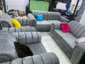 7 Seaters Cushion