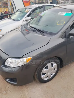 Toyota Corolla LE 4dr Sedan (1.8L 4cyl 4A) 2010 Gray