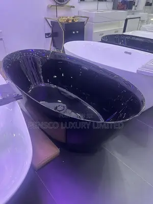 Luxury Glossy Black Freestanding Bathtub