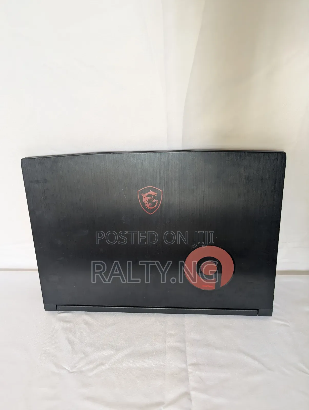 Laptop MSI GF65 Thin 10UE 8GB Intel Core i5 SSD 512GB