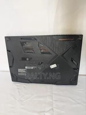 Laptop MSI GF65 Thin 10UE 8GB Intel Core i5 SSD 512GB