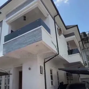 4bdrm Duplex in Tulip Estate, Chevron for sale