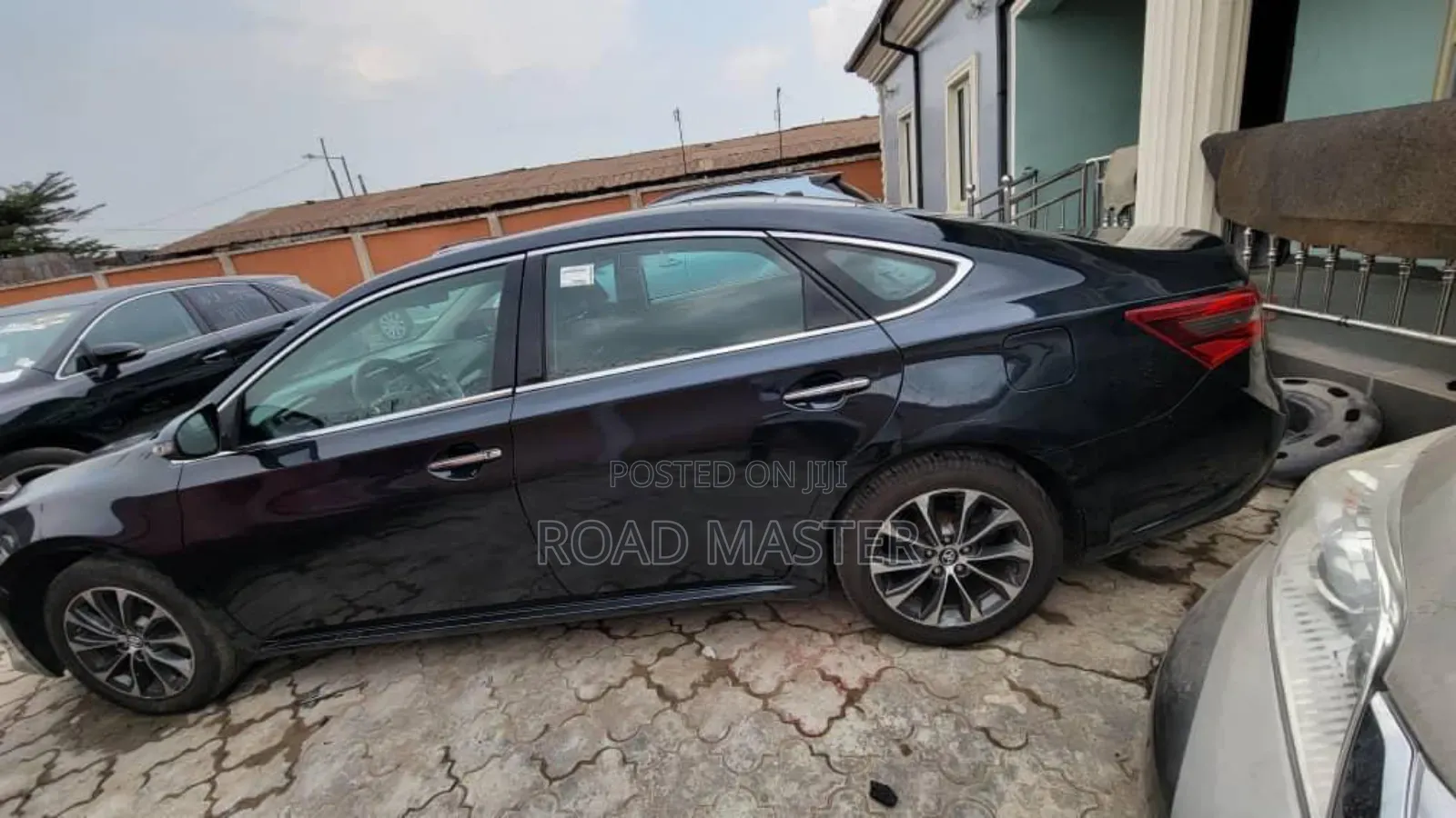 Toyota Avalon 2016 Black