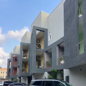 5bdrm Duplex in Lekki Phase 1 for sale