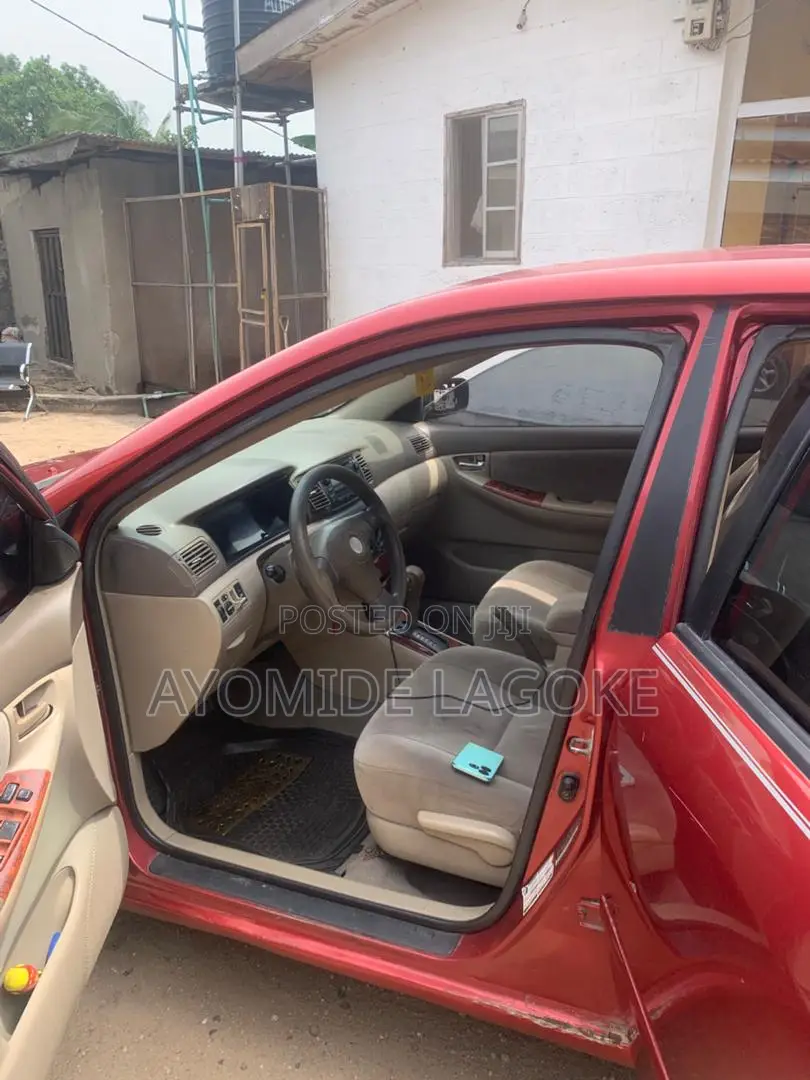 Toyota Corolla LE 2005 Red