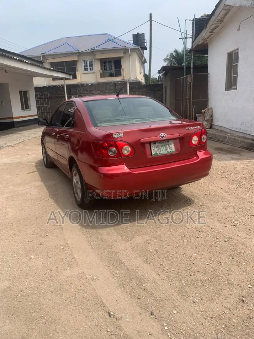 Toyota Corolla LE 2005 Red