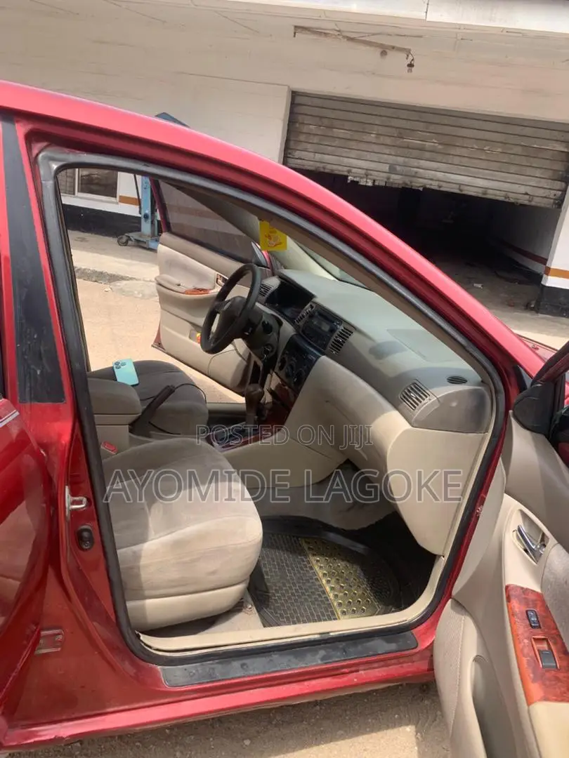 Toyota Corolla LE 2005 Red