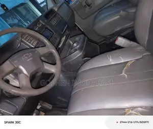 Chevrolet 3500 2005 White