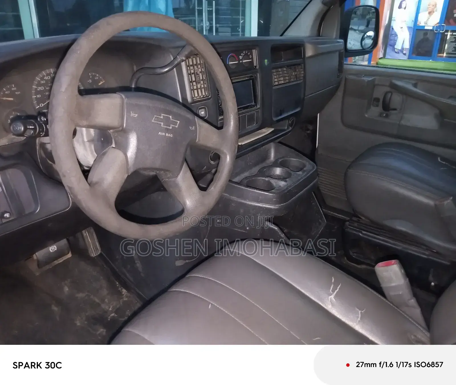 Chevrolet 3500 2005 White