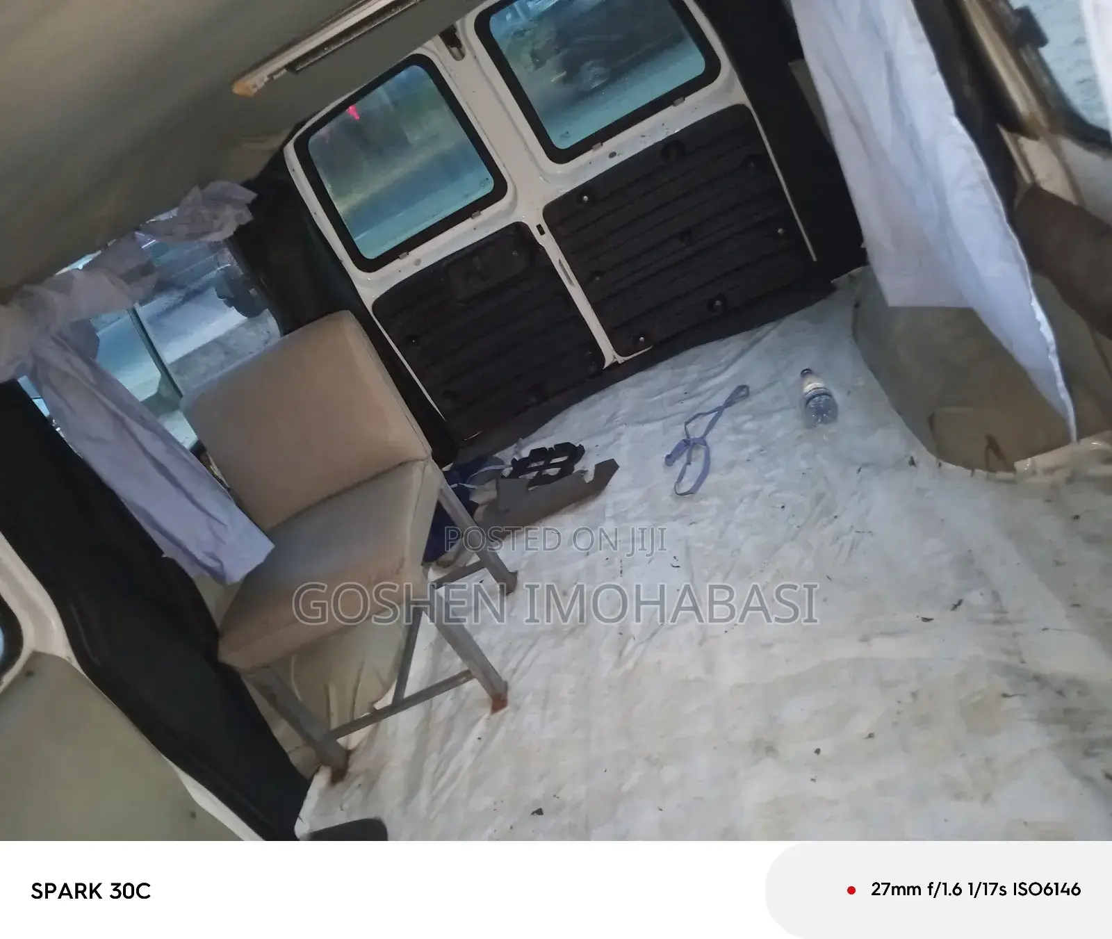 Chevrolet 3500 2005 White