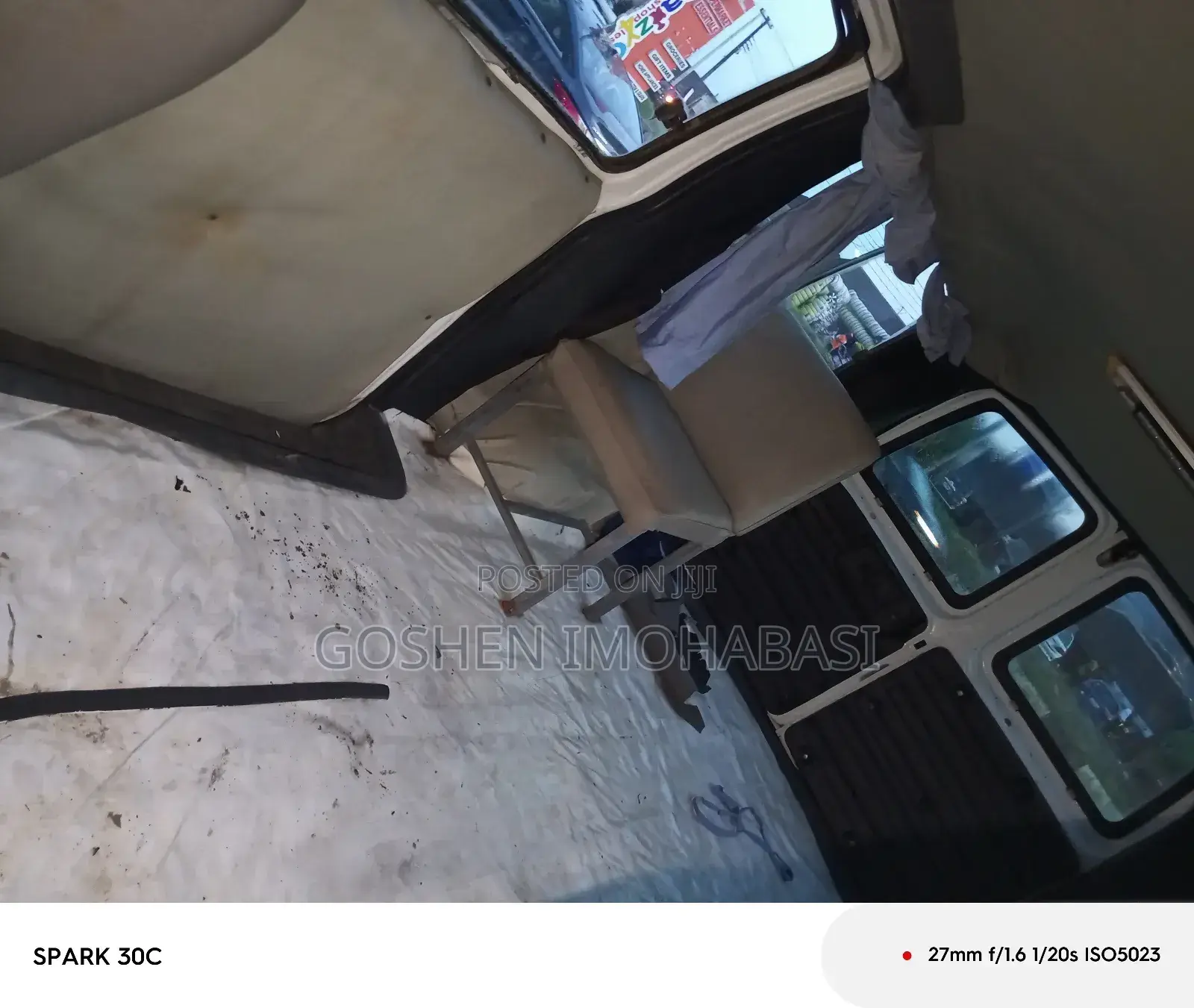 Chevrolet 3500 2005 White