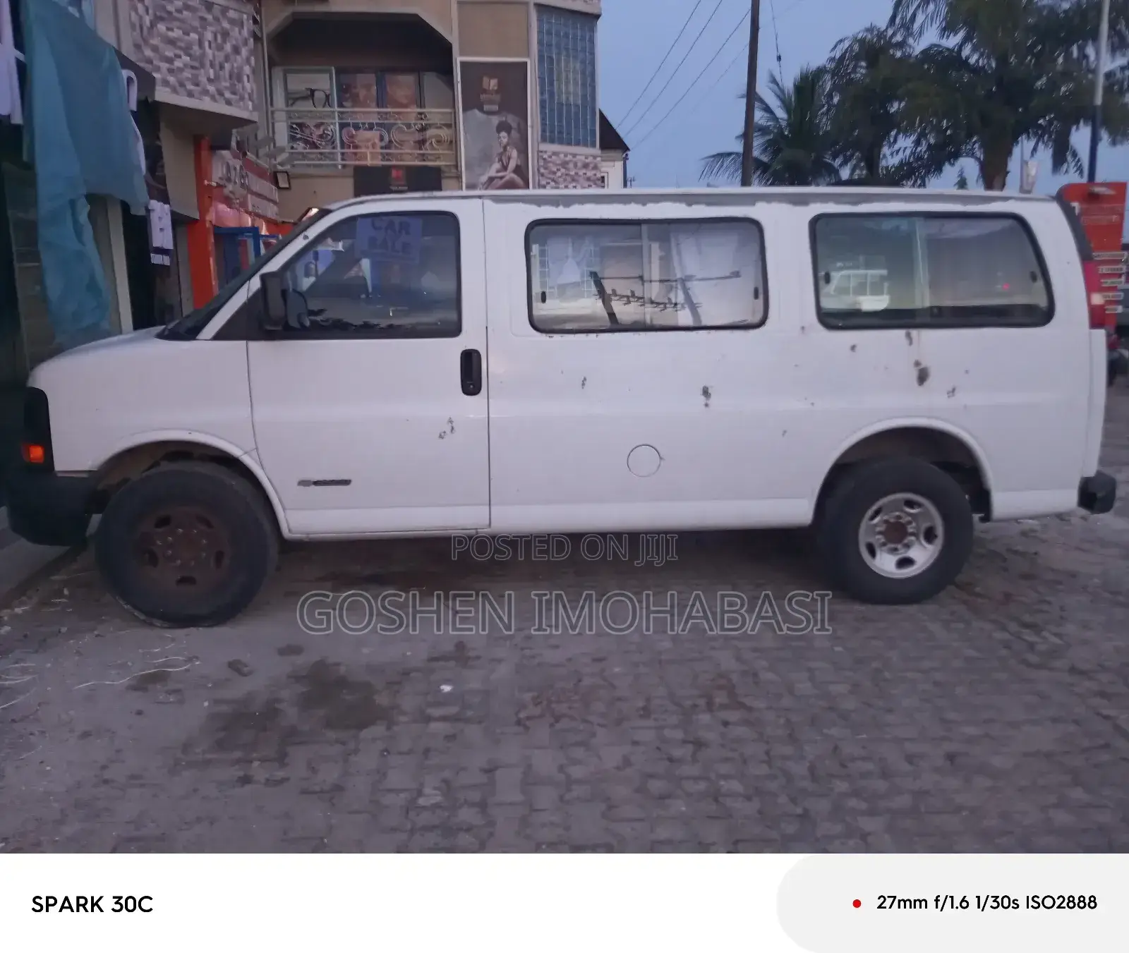 Chevrolet 3500 2005 White