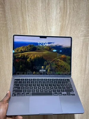 Laptop Apple MacBook Air 2023 M2 16GB Apple M2 SSD 256GB