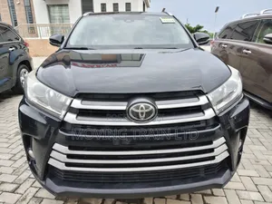 Toyota Highlander Limited 2019 Black