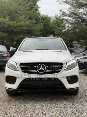 Mercedes-Benz GLE-Class GLE 400 4MATIC 2017 White