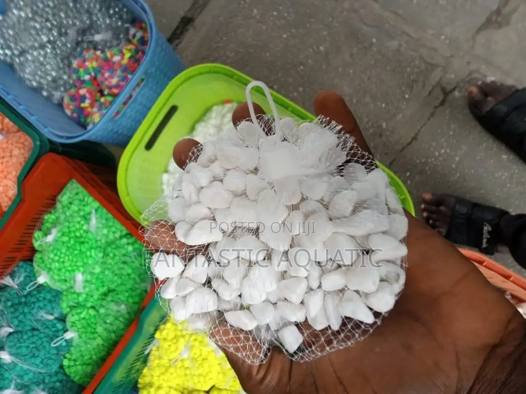 Aquarium Pebbles Decoration