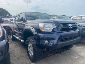 Toyota Tacoma Double Cab 4x4 4.0L V6 5-Speed Automatic 2013 Blue