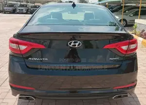 Hyundai Sonata Sport 2.0T Sedan FWD (2.0L 4cyl 6A) 2016 Black