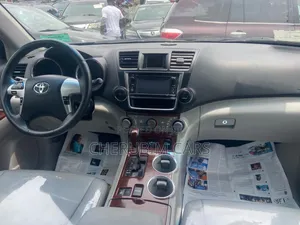Toyota Highlander Limited 2012 Blue