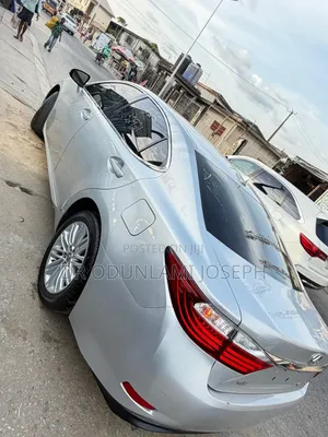 Lexus ES 2013 Silver