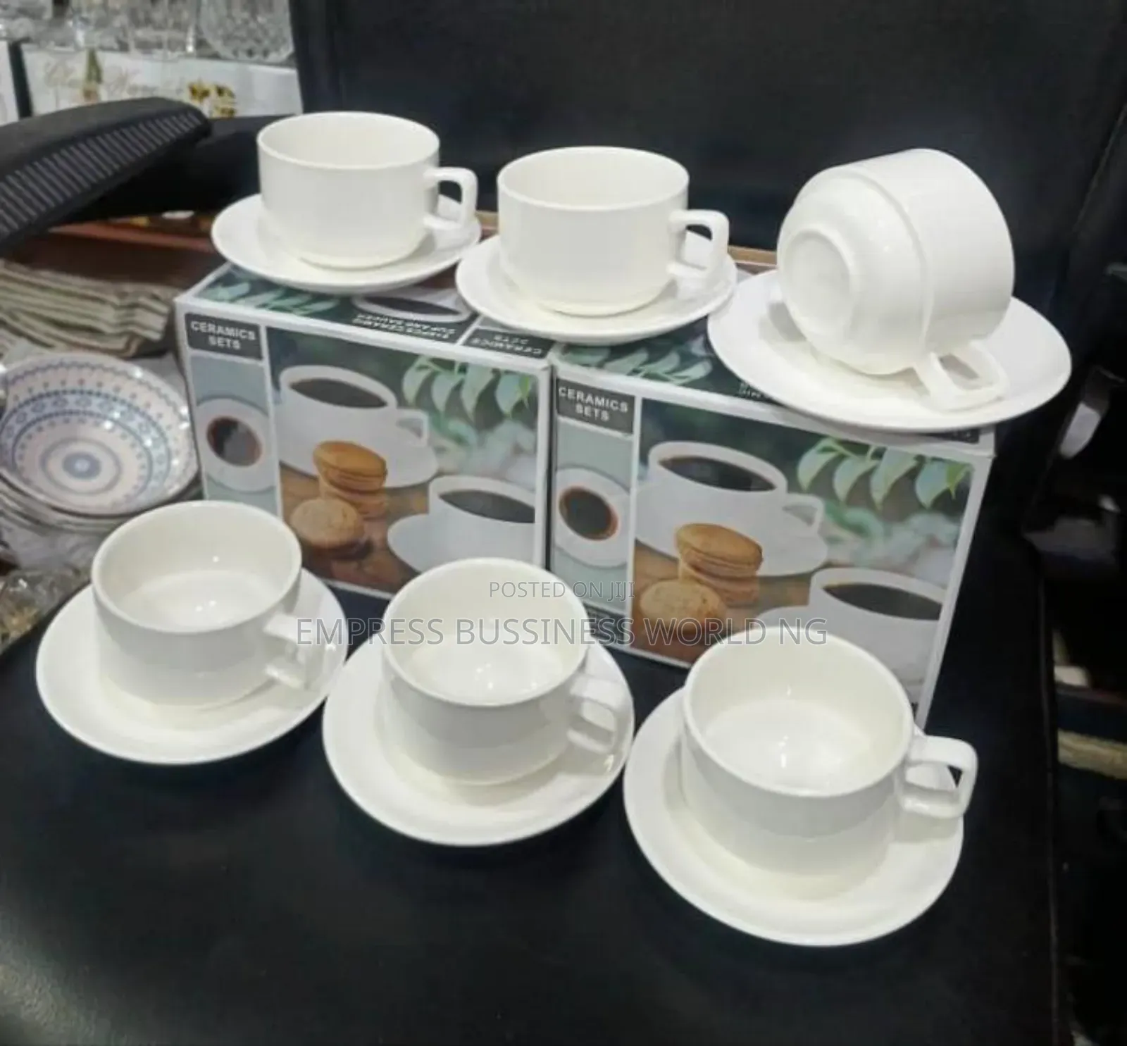 12 Pieces Set Tea Cups and Saucers