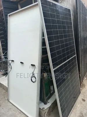 Jinko 650watt Solar Panel 144 Cells Mono