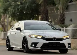 Honda Civic Sport 2022 White