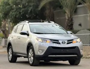 Toyota RAV4 Limited 4dr SUV AWD (2.5L 4cyl 6A) 2014 Silver