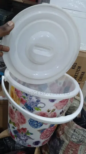 Plastic Rubber Dustbin Souvenir