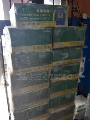 Famicare Solar Inverter 2.5kva 24v