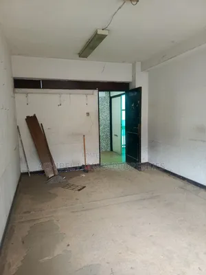 A 17 Square Meter Office Near Marina