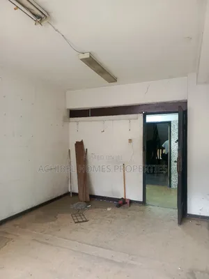 A 17 Square Meter Office Near Marina