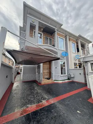 4bdrm Duplex in Ikota for sale