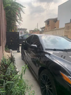 Expert Ceramic Tint Installation