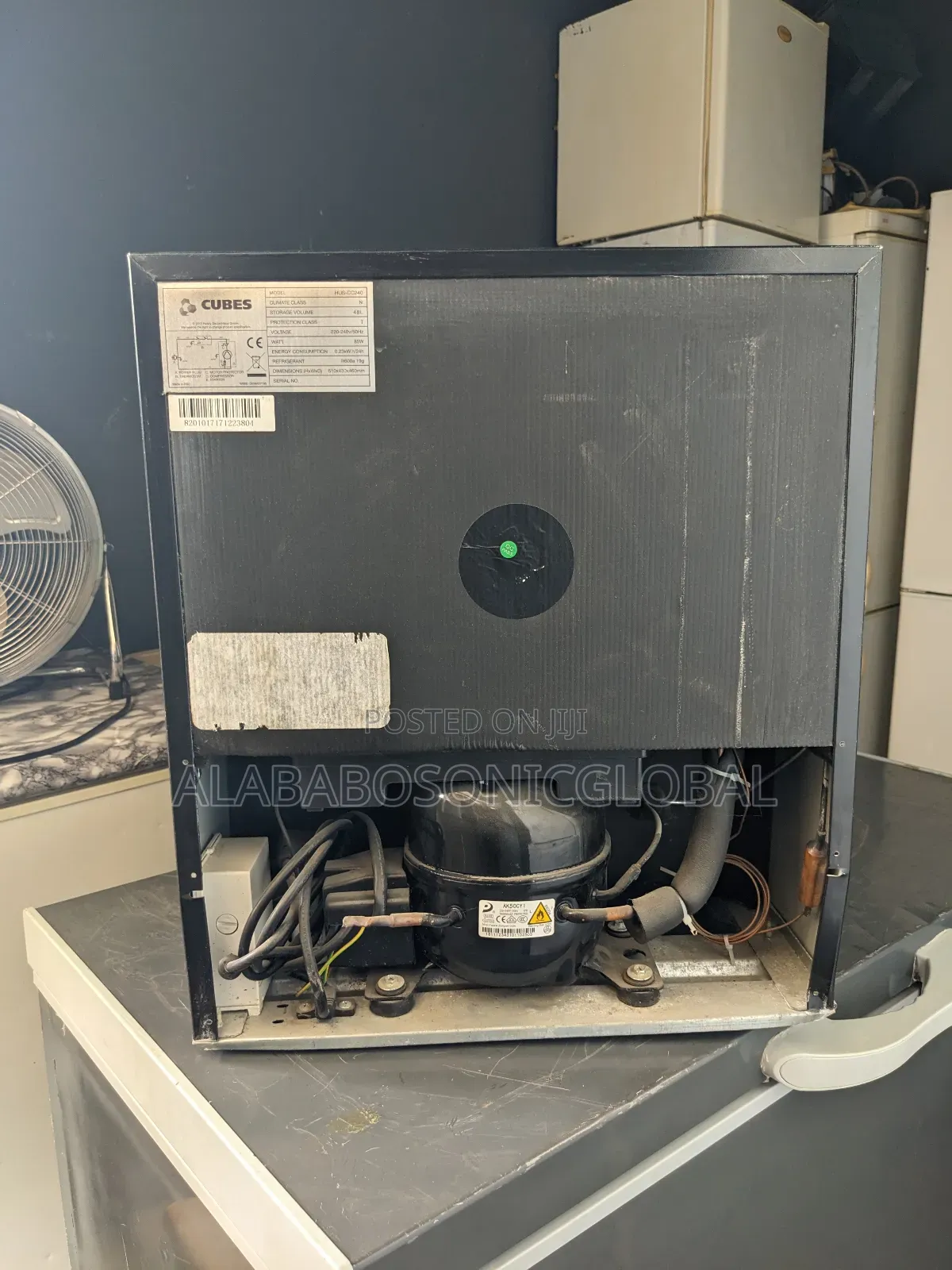 Refrigerator