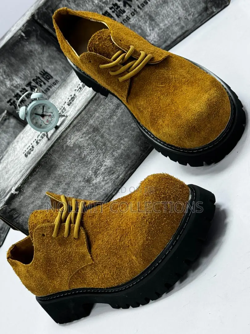 Quality Suede Leather Derby Shoe With Thick Platform Soles
