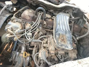 Toyota HiAce 2005 White